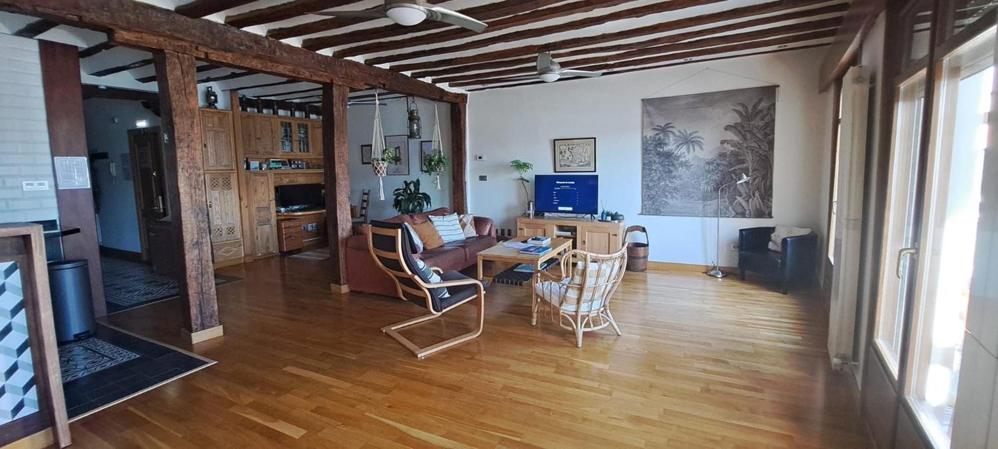 شقة Sea Views In The Heart Of The Old Town كاسترو أورديالس المظهر الخارجي الصورة